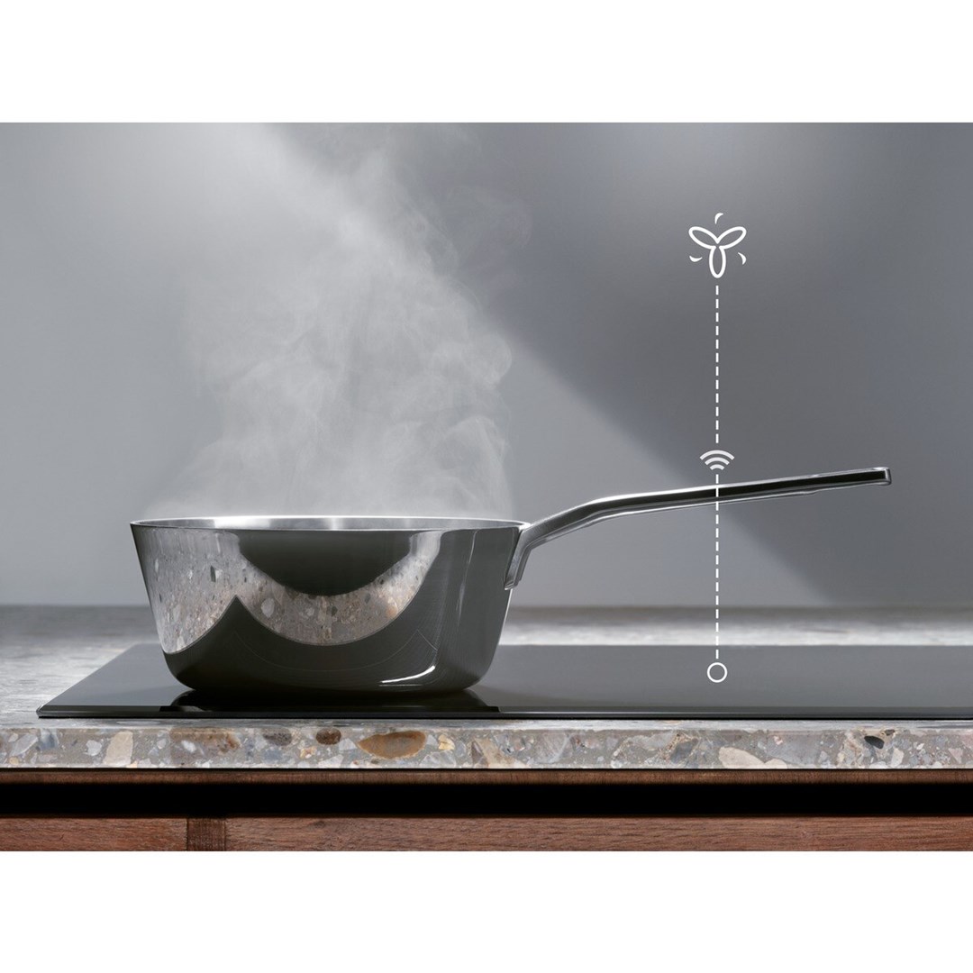 Electrolux EIS62443 Black Built-in 60 cm Zone induction hob 4 zone(s) Electrolux EIS62443 Black Built-in 60 cm Zone induction hob 4 zone(s)