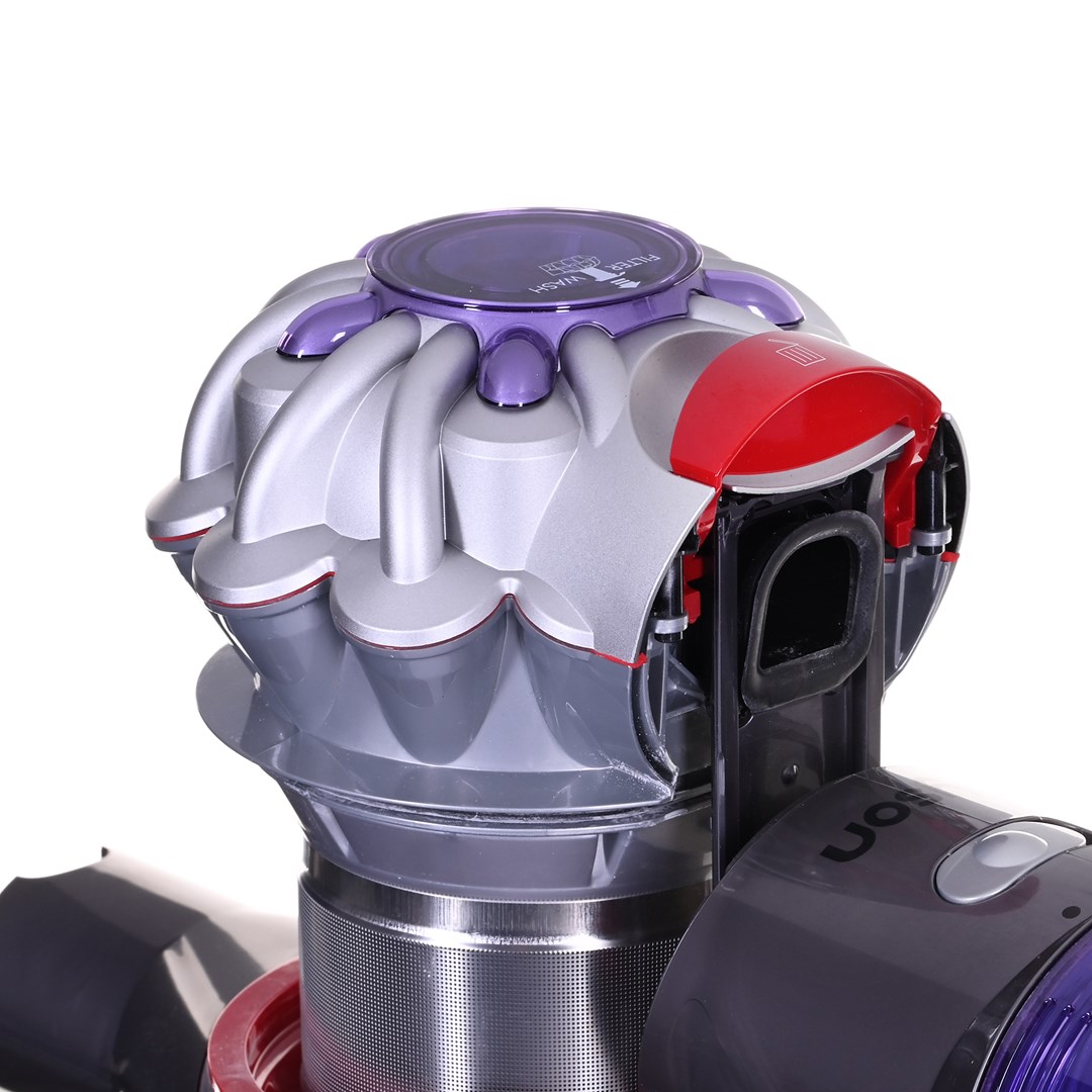 Dyson Vacuum Cleaner V8 Advanced - Silver/Nickel Dyson Vacuum Cleaner V8 Advanced - Silver/Nickel