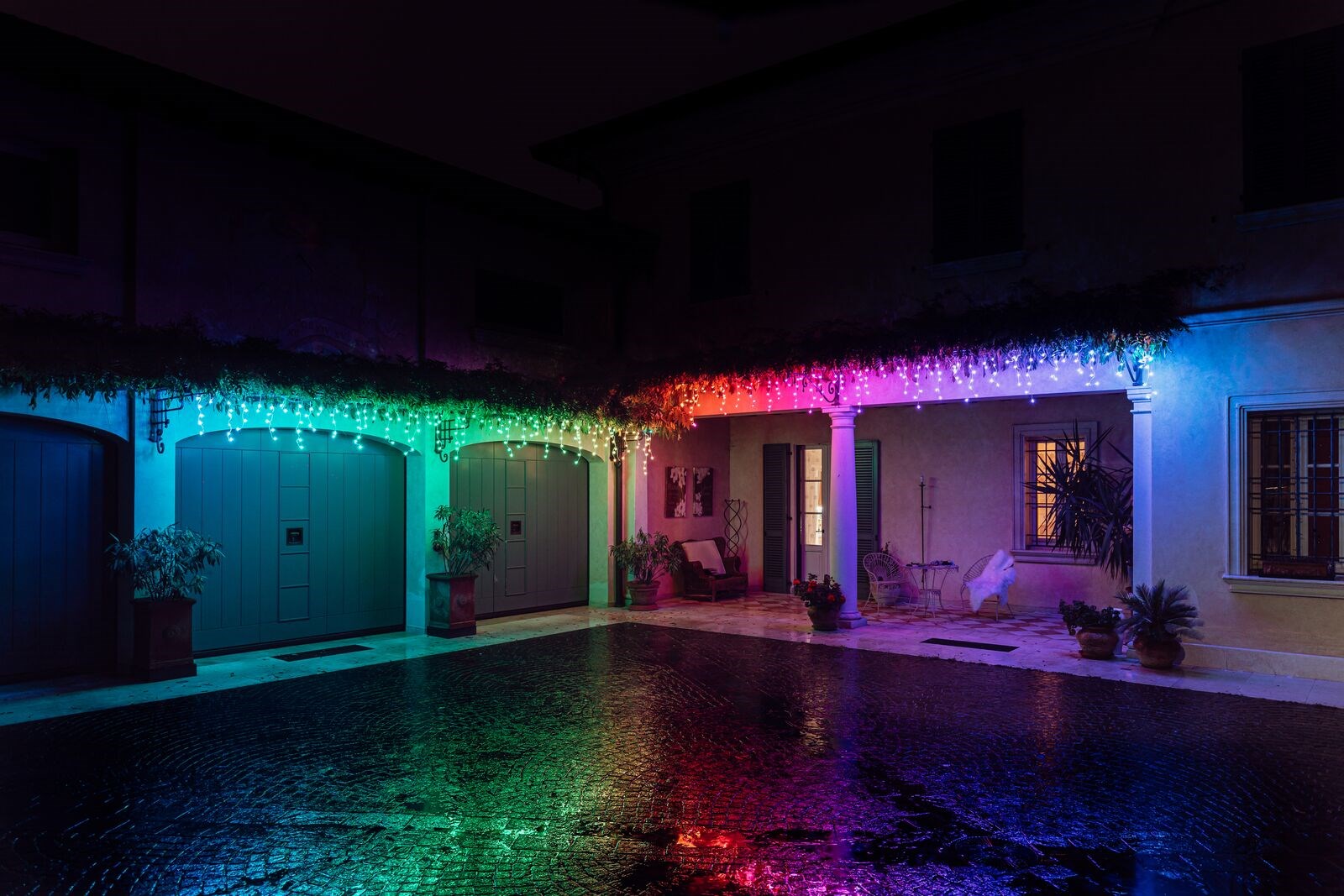 INTELLIGENT LED ICICLES TWINKLY 190 RGB 5X0.7M INTELLIGENT LED ICICLES TWINKLY 190 RGB 5X0.7M