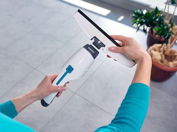 Leifheit 51030 electric window cleaner White Leifheit 51030 electric window cleaner White