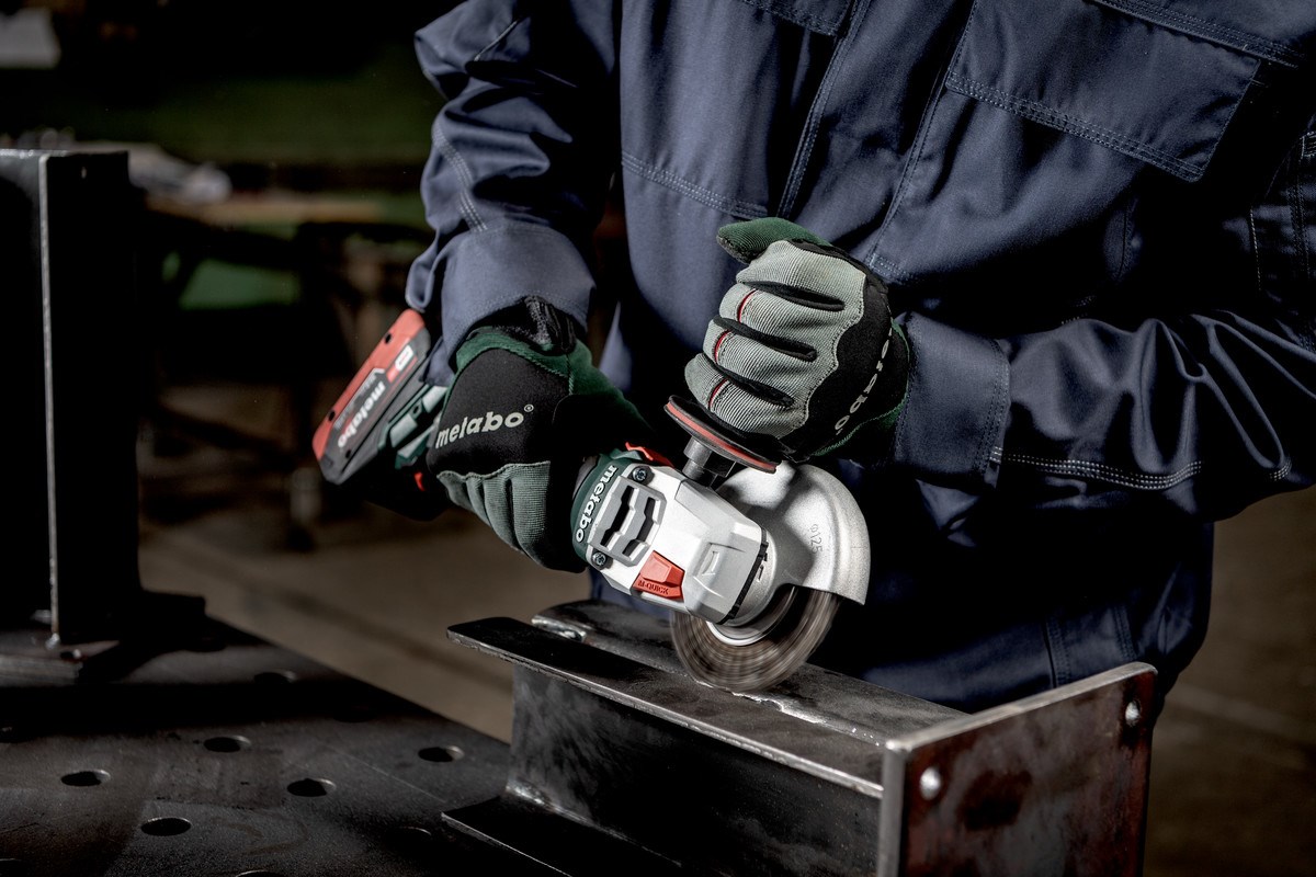 Metabo 613052510 angle grinder 12.5 cm 10000 RPM 2.5 kg Metabo 613052510 angle grinder 12.5 cm 10000 RPM 2.5 kg