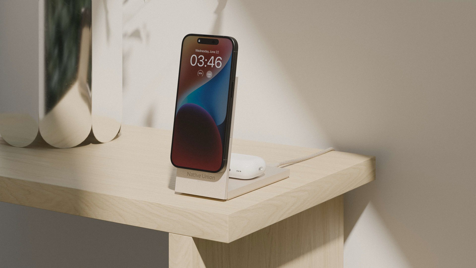 Native Union Rise 2-In-1 Qi2 Wireless Charger Sandstone Native Union Rise 2-In-1 Qi2 Wireless Charger Sandstone