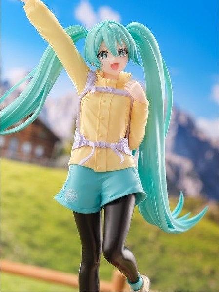 BANPRESTO HATSUNE MIKU HOLIDAY MEMORIES - MOUNTAIN CLIMBING BANPRESTO HATSUNE MIKU HOLIDAY MEMORIES - MOUNTAIN CLIMBING