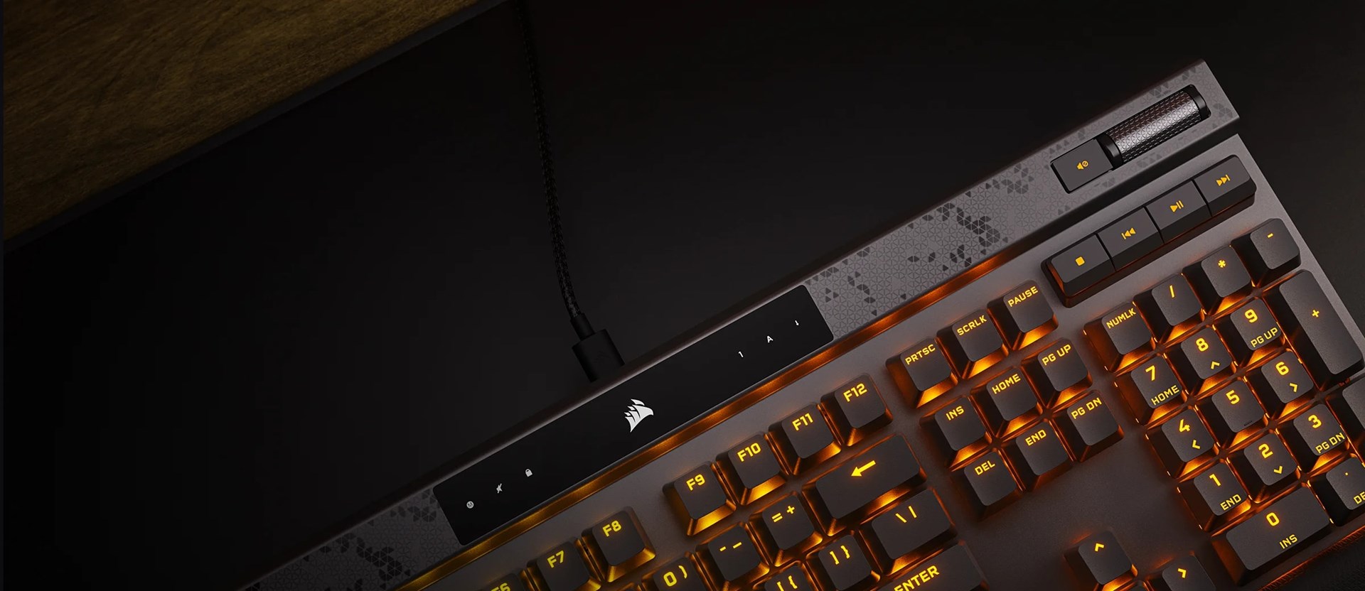 Corsair K70 MAX keyboard Gaming USB German Black Corsair K70 MAX keyboard Gaming USB German Black