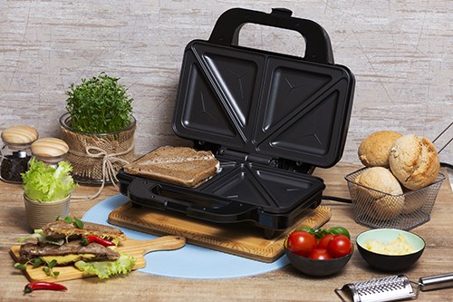 Adler AD 3043 sandwich maker 1300 W Black Adler AD 3043 sandwich maker 1300 W Black