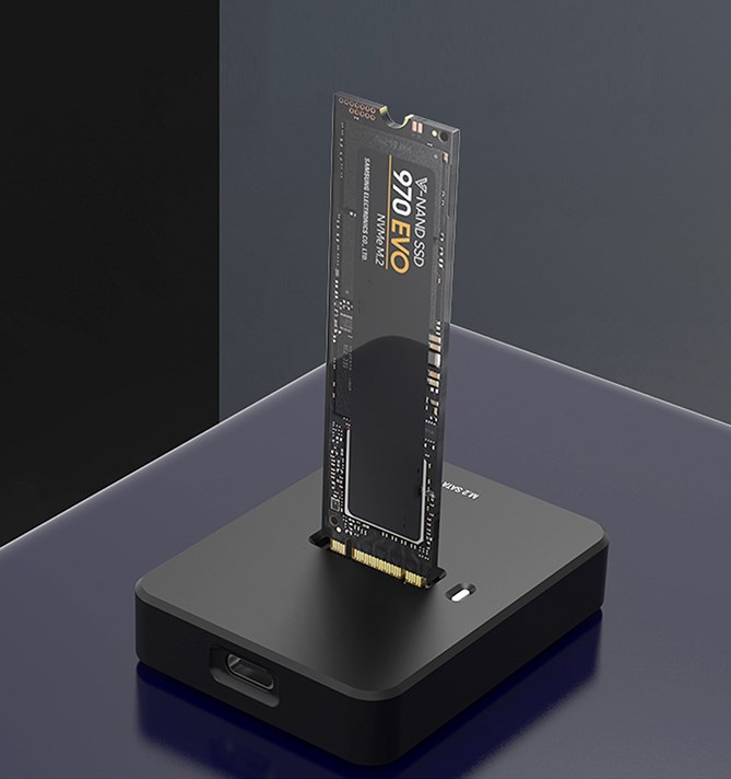 Gembird DD-U3M2 storage drive docking station USB 3.2 Gen 1 (3.1 Gen 1) Type-C Black Gembird DD-U3M2 storage drive docking station USB 3.2 Gen 1 (3.1 Gen 1) Type-C Black