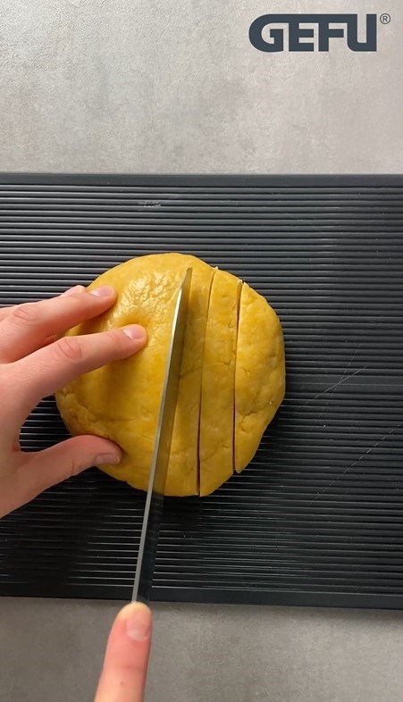 GEFU PASTA PERFETTA Manual pasta machine GEFU PASTA PERFETTA Manual pasta machine