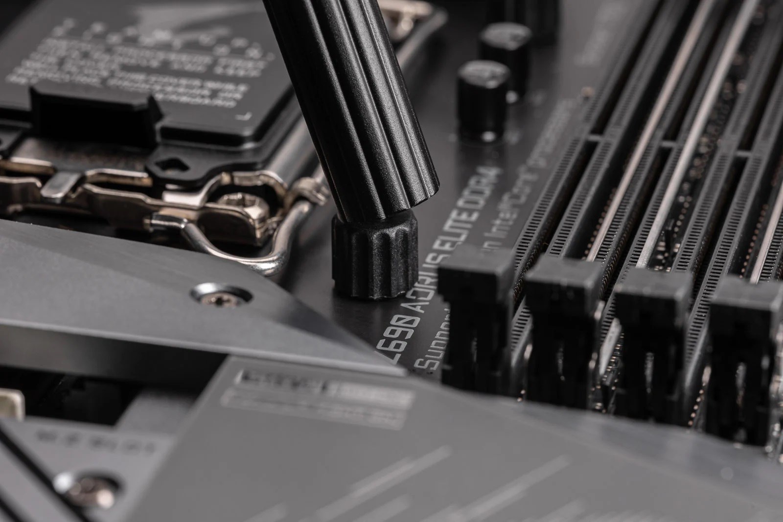 EK Water Blocks EK-Nucleus AIO CR360 Dark Komplett-Wasserkühlung - Schwarz EK Water Blocks EK-Nucleus AIO CR360 Dark Komplett-Wasserkühlung - Schwarz