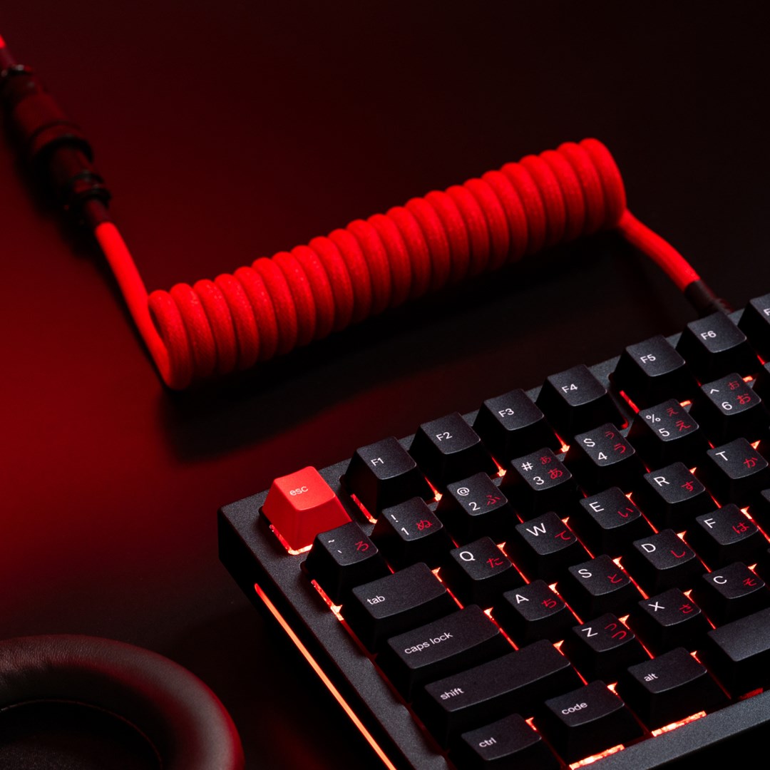 Glorious Gaming Glorious GMMK Coiled Cable Crimson Red Glorious Gaming Glorious GMMK Coiled Cable Crimson Red