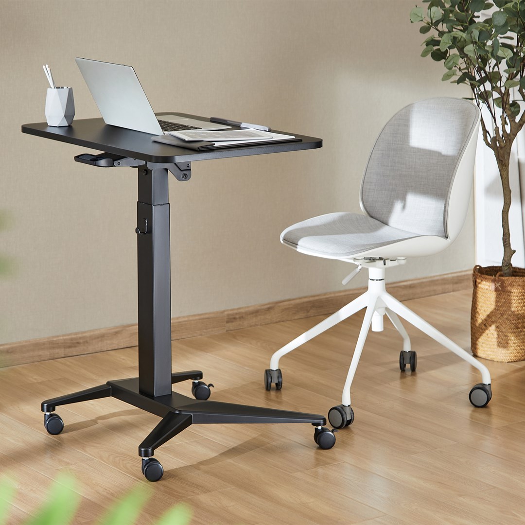 Maclean MC-453 B Mobile Laptop Desk with Pneumatic Height Adjustment, Laptop Table with Wheels, 80 x 52 cm, Max. 8 kg, Height Adjustable Max. 109 cm (Black) Maclean MC-453 B Mobile Laptop Desk with Pneumatic Height Adjustment, Laptop Table with Wheels, 80 x 52 cm, Max. 8 kg, Height Adjustable Max. 109 cm (Black)