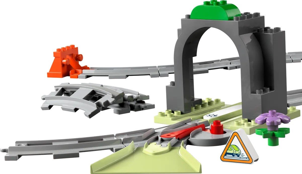 LEGO DUPLO 10425 Train Tunnel and Tracks - Expansion Set LEGO DUPLO 10425 Train Tunnel and Tracks - Expansion Set
