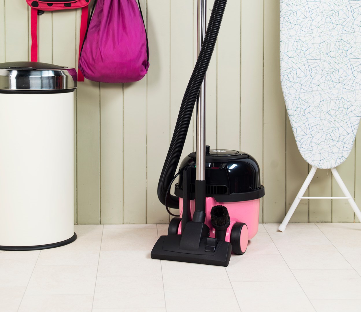 Numatic HET160-11 6 L Cylinder vacuum 620 W Numatic HET160-11 6 L Cylinder vacuum 620 W