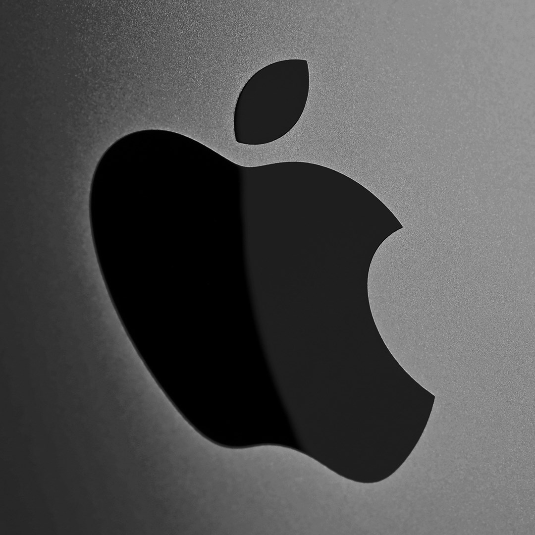 Apple MacBook Pro 16-inch : M4 Max chip with 14‑core CPU and 32‑core GPU, 36GB, 1TB SSD - Space Black Apple MacBook Pro 16-inch : M4 Max chip with 14‑core CPU and 32‑core GPU, 36GB, 1TB SSD - Space Black