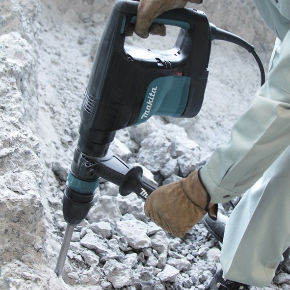 Makita HM1101C rotary hammer Makita HM1101C rotary hammer