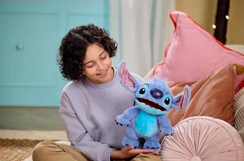 Interactive mascot Wow! Stuff Disney Real FX Chatty Stitch Puppet (DIS-1025-01) Interactive mascot Wow! Stuff Disney Real FX Chatty Stitch Puppet (DIS-1025-01)
