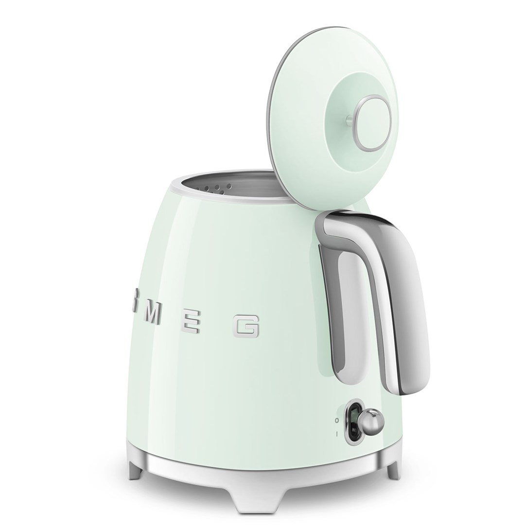 Smeg 50's Style Kettles KLF05PGEU Pastel Green Smeg 50's Style Kettles KLF05PGEU Pastel Green