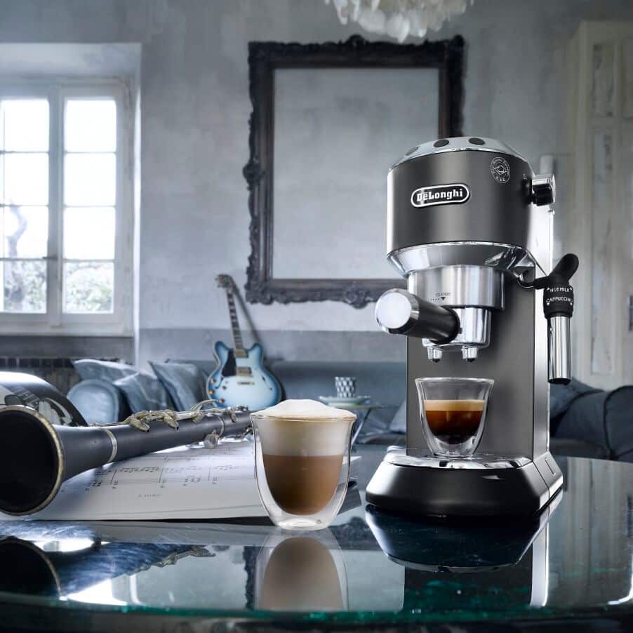 De’Longhi Dedica Style EC685.BK Semi-auto Espresso machine 1.1 L De’Longhi Dedica Style EC685.BK Semi-auto Espresso machine 1.1 L