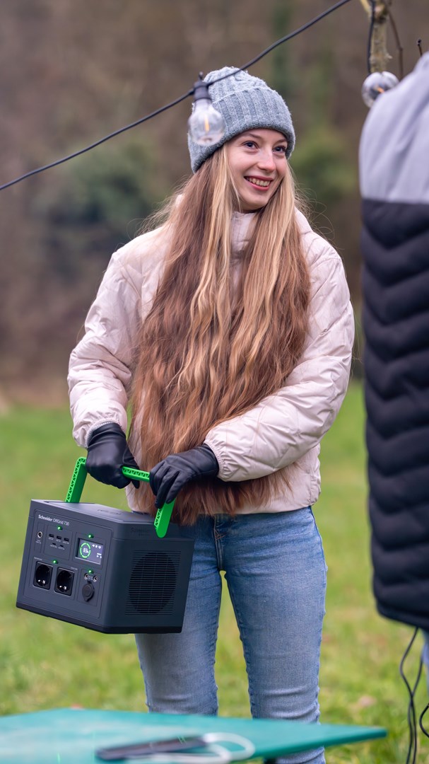 APC PPS730-GR portable power station Lithium-Ion (Li-Ion) 995 W 6.4 kg APC PPS730-GR portable power station Lithium-Ion (Li-Ion) 995 W 6.4 kg