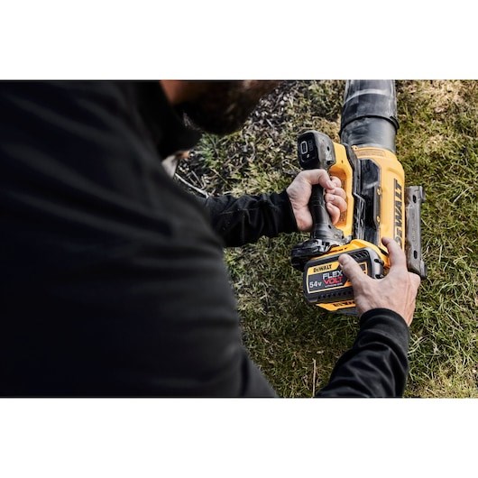 DEWALT 54V FV DCMBL777N BLOWER DEWALT 54V FV DCMBL777N BLOWER