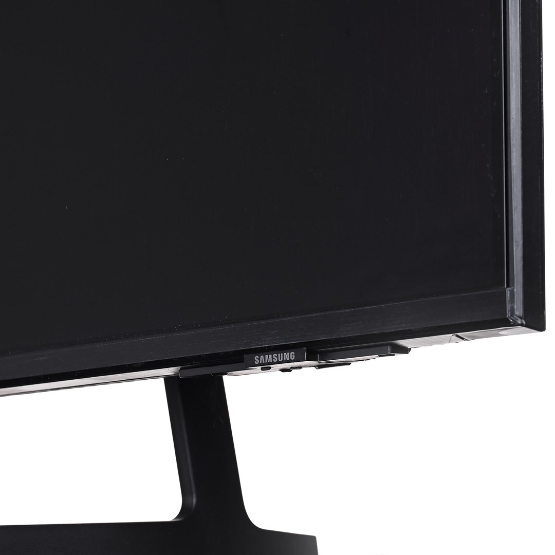 55" Samsung QE55Q7F TV 55" Samsung QE55Q7F TV