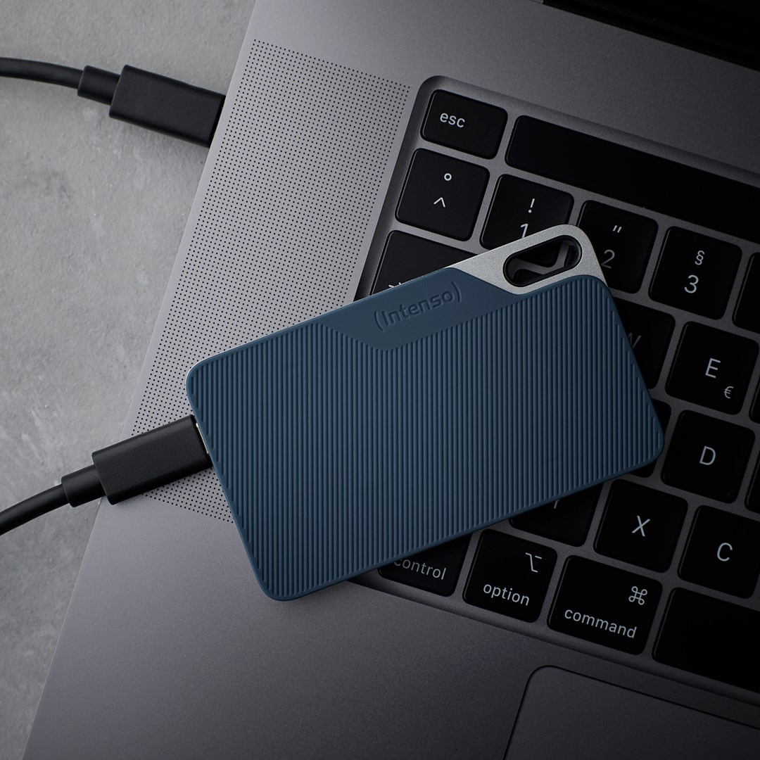 Intenso Lesen/Schreiben bis zu 500 MB/s/2TB USB Type-C 3.2 Gen 1 (3.1 Gen 1) Blue, Grey Intenso Lesen/Schreiben bis zu 500 MB/s/2TB USB Type-C 3.2 Gen 1 (3.1 Gen 1) Blue, Grey
