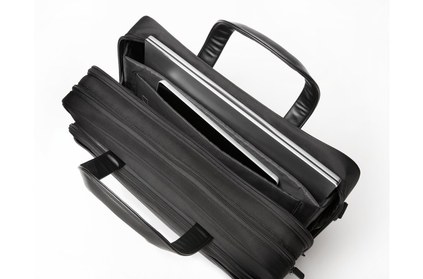 Kensington Contour 2.0 15.6" Briefcase Kensington Contour 2.0 15.6" Briefcase