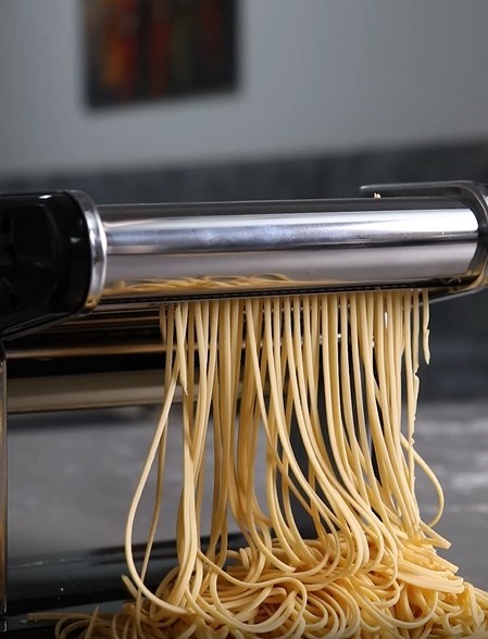 GEFU PASTA PERFETTA Manual pasta machine GEFU PASTA PERFETTA Manual pasta machine