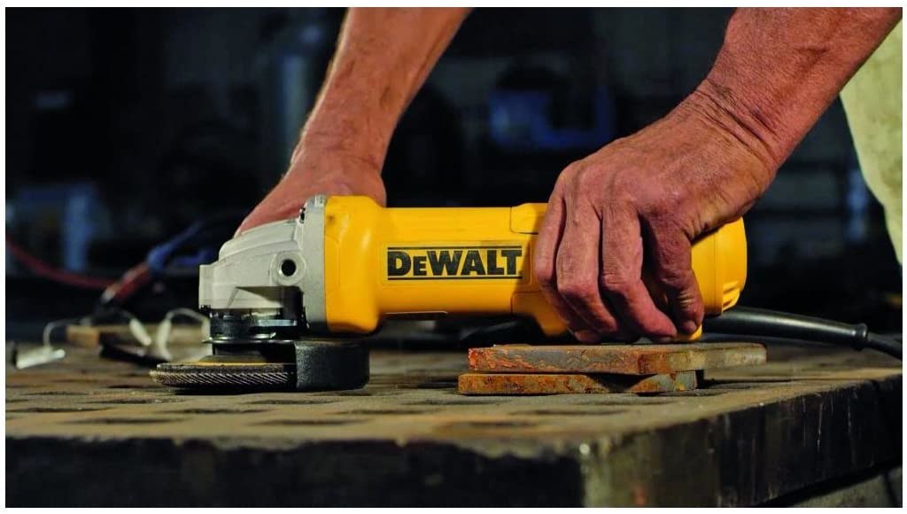 DeWALT DWE4233-QS angle grinder 1400 W 2.45 kg DeWALT DWE4233-QS angle grinder 1400 W 2.45 kg