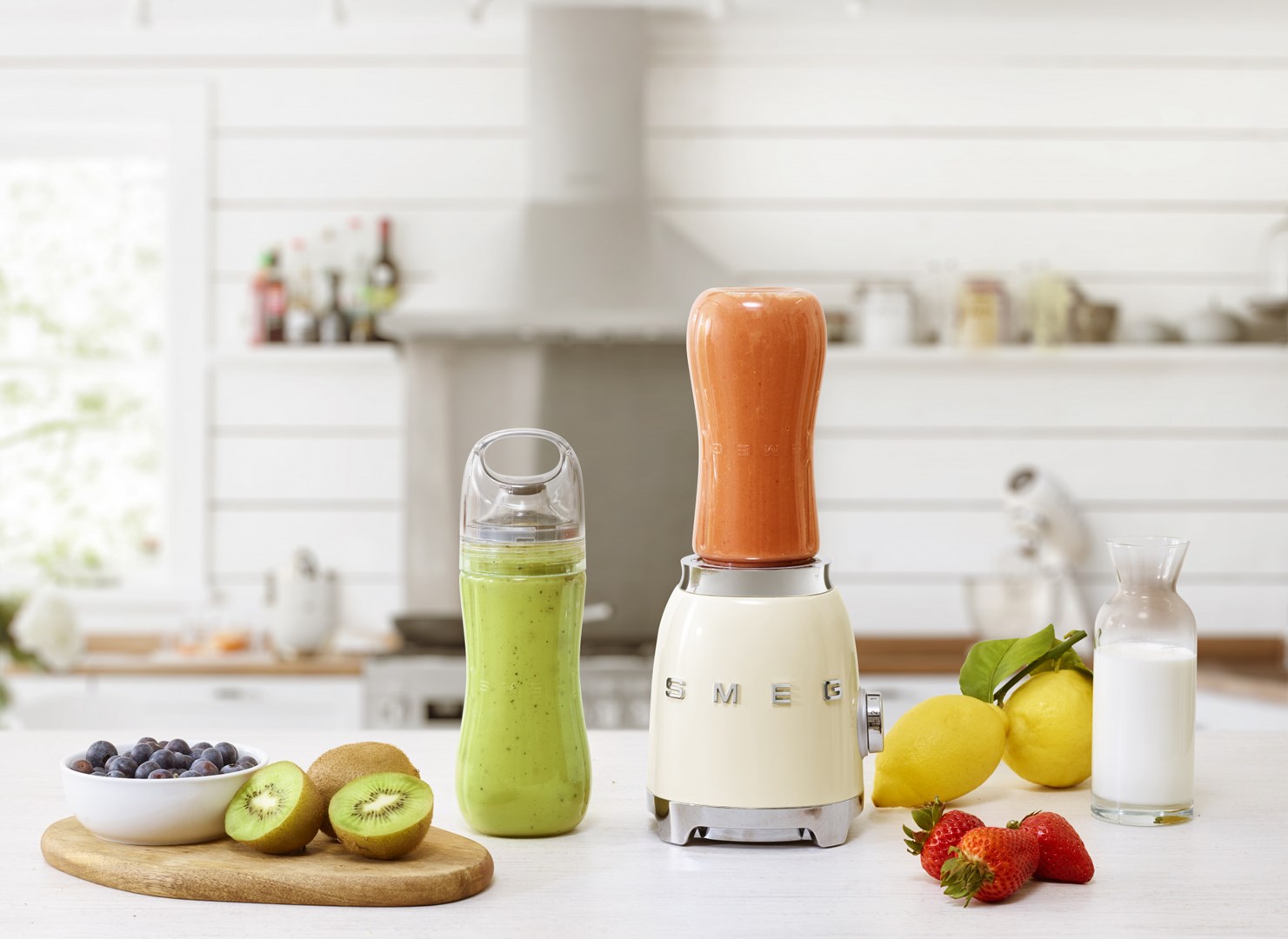 Smeg 50's Style Blenders PBF01CREU Cream Smeg 50's Style Blenders PBF01CREU Cream