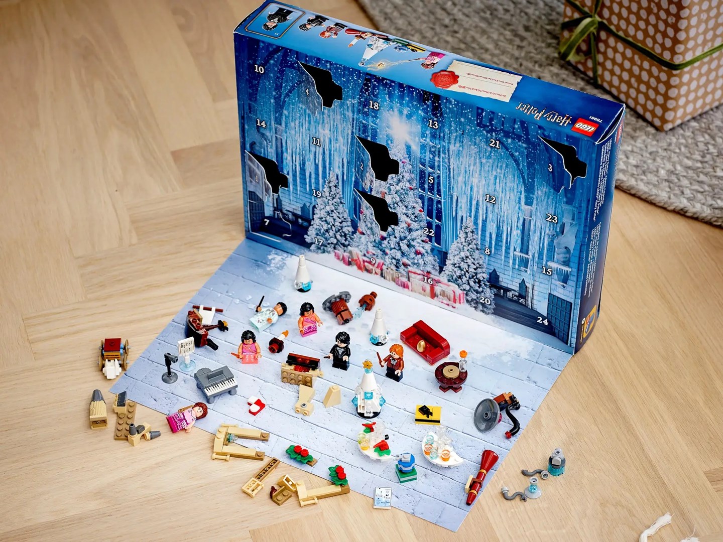 LEGO HARRY POTTER 75981 Advent Calendar LEGO HARRY POTTER 75981 Advent Calendar