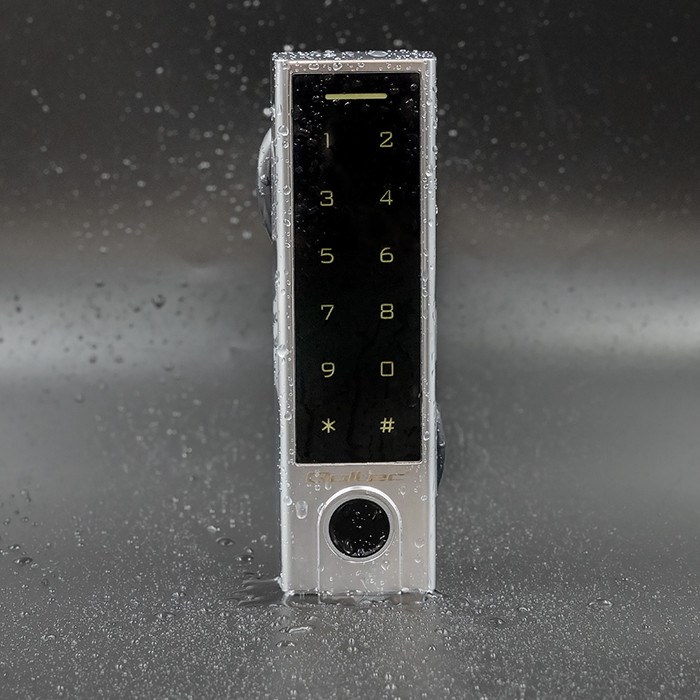 Qoltec 52448 Code lock TITAN with fingerprint reader | RFID | BT 4.0 |Code | Card | key fob | Doorbell| IP68 | EM Qoltec 52448 Code lock TITAN with fingerprint reader | RFID | BT 4.0 |Code | Card | key fob | Doorbell| IP68 | EM