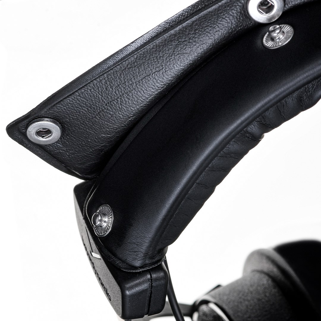 Beyerdynamic DT 770 PRO 32 Ω - closed studio headphones Beyerdynamic DT 770 PRO 32 Ω - closed studio headphones