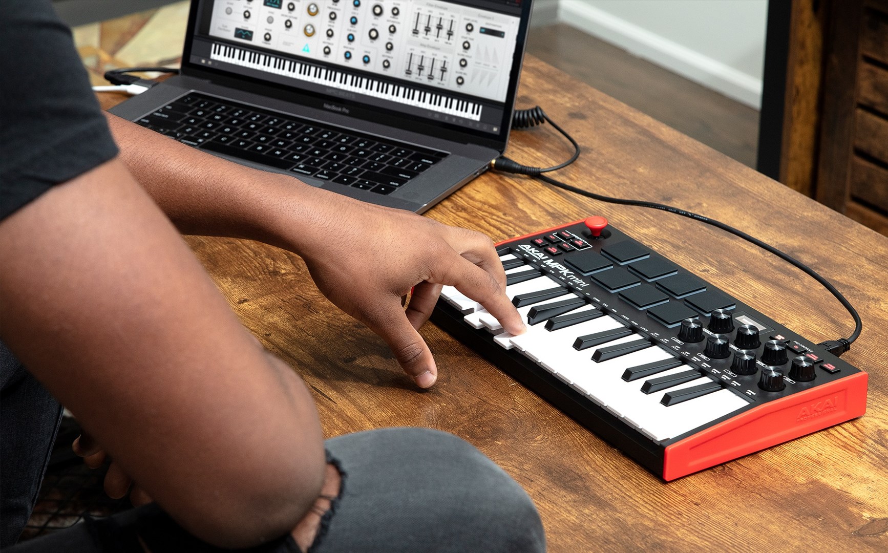 AKAI MPK Mini MK3 Control keyboard Pad controller MIDI USB Black, Red AKAI MPK Mini MK3 Control keyboard Pad controller MIDI USB Black, Red