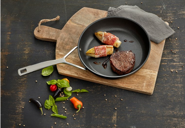 Non-stick frying pan DEMEYERE ALU PRO 5 40851-024-0 - 24 CM Non-stick frying pan DEMEYERE ALU PRO 5 40851-024-0 - 24 CM