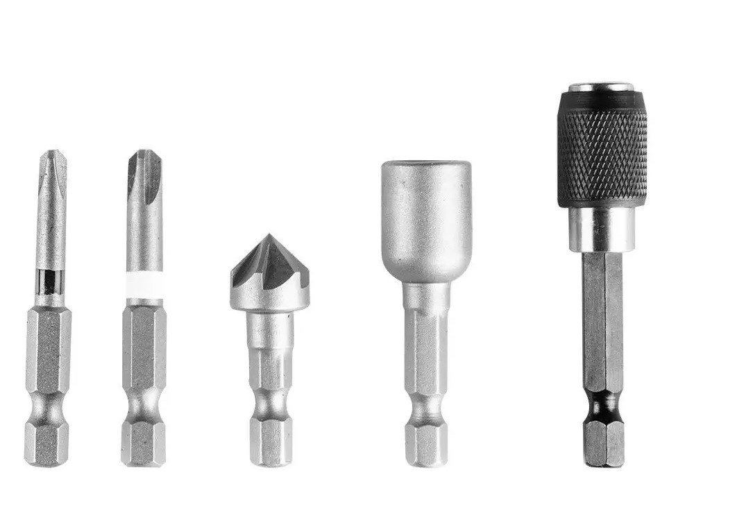 Graphite Energy+ set in aluminum case: drill/driver with removable chuck, 2 2.0Ah batteries, charger and 109 accessories Graphite Energy+ set in aluminum case: drill/driver with removable chuck, 2 2.0Ah batteries, charger and 109 accessories