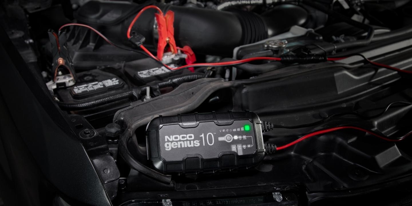 NOCO GENIUS10 EU 10A Battery charger for 6V/12V batteries with maintenance and desulphurisation function NOCO GENIUS10 EU 10A Battery charger for 6V/12V batteries with maintenance and desulphurisation function