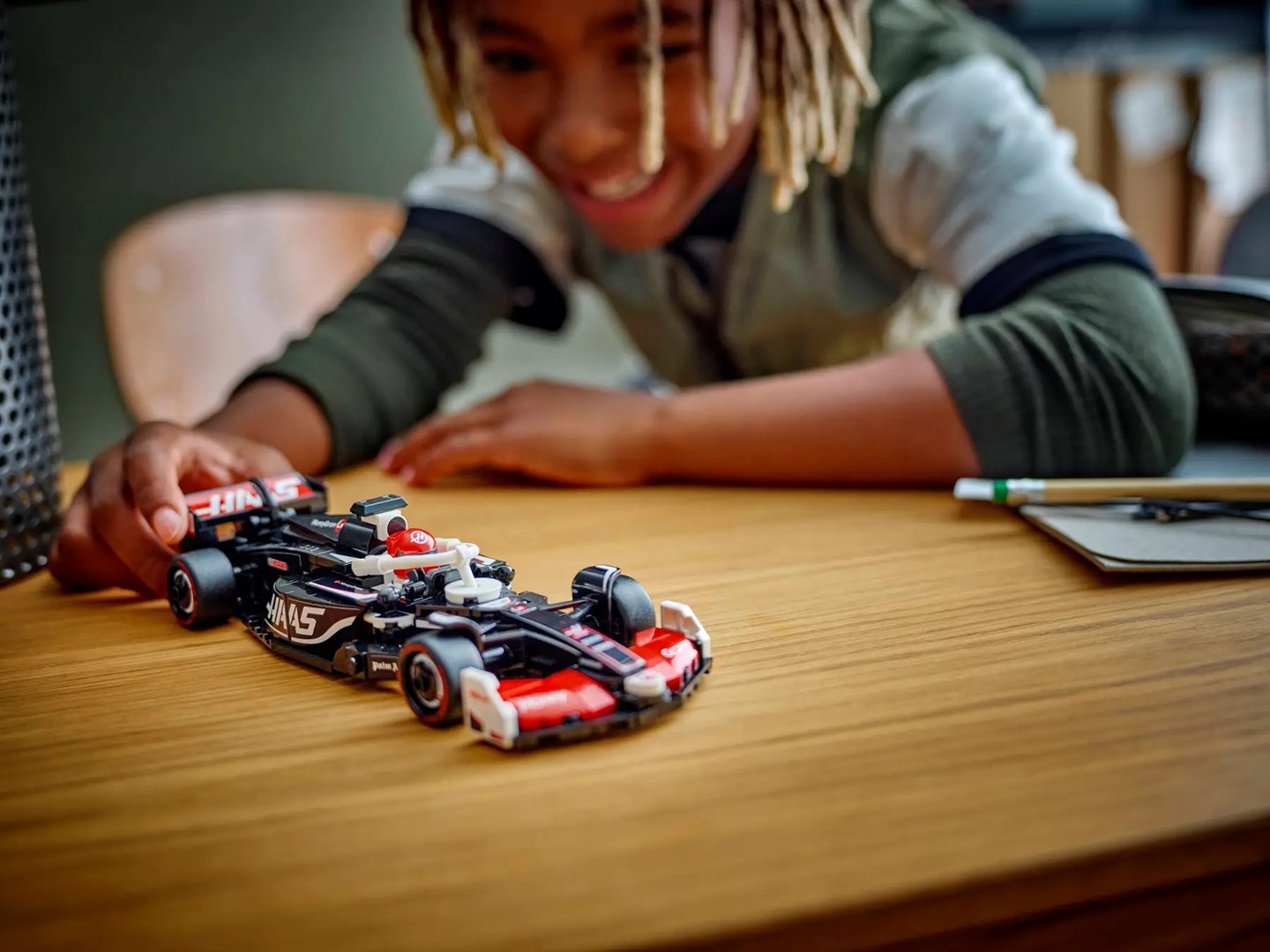 LEGO SPEED CHAMPIONS 77250 MoneyGram Haas F1 Team VF-24 LEGO SPEED CHAMPIONS 77250 MoneyGram Haas F1 Team VF-24