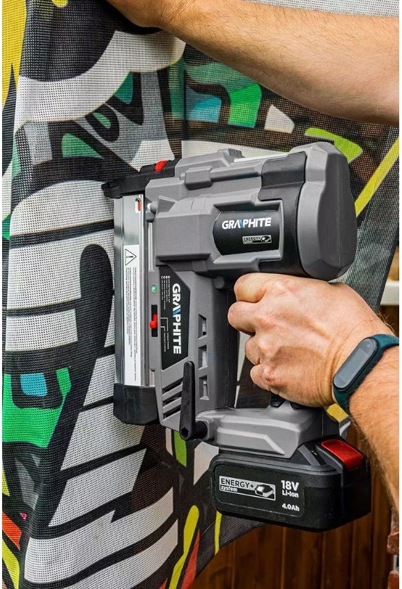 Graphite 2-in-1 Energy+ 18V Li-Ion cordless stapler without battery Graphite 2-in-1 Energy+ 18V Li-Ion cordless stapler without battery