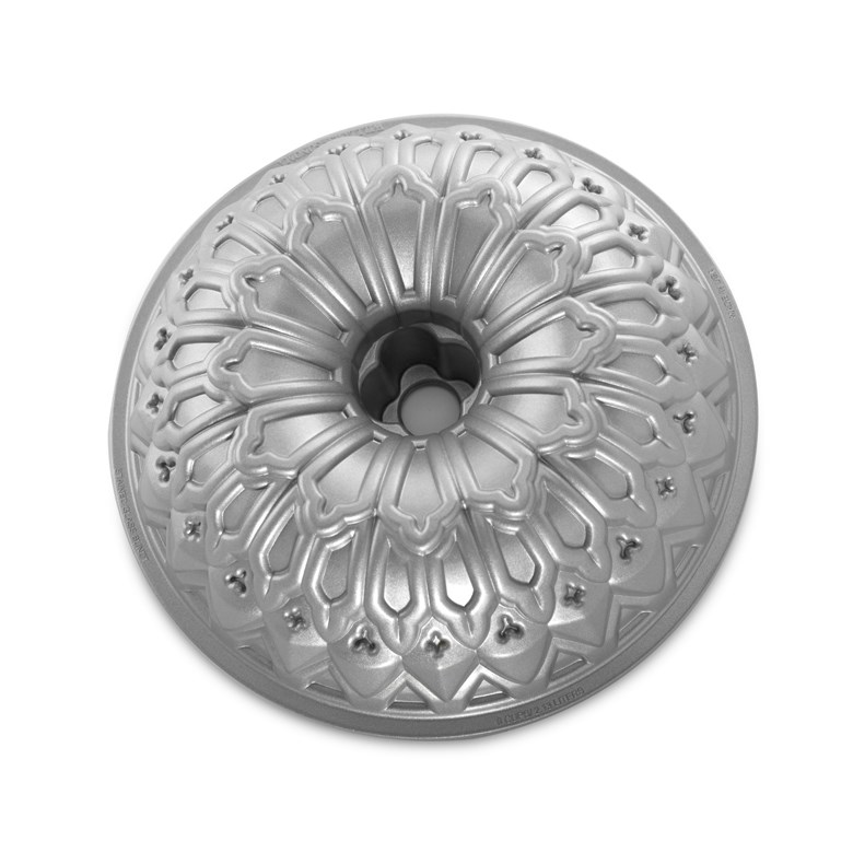 Nordic Ware 88737 baking tray/sheet Oven Round Aluminium Nordic Ware 88737 baking tray/sheet Oven Round Aluminium