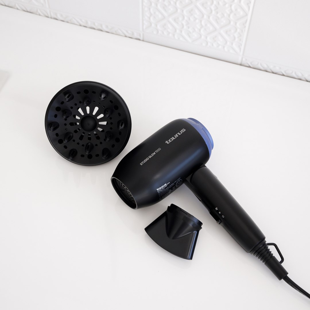 Taurus Studio Glow 1500 hair dryer 1400 W Black Taurus Studio Glow 1500 hair dryer 1400 W Black