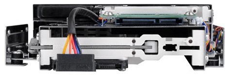 Thermaltake ST0026Z drive bay panel 2.5/3.5" Bezel panel Black, Red Thermaltake ST0026Z drive bay panel 2.5/3.5" Bezel panel Black, Red