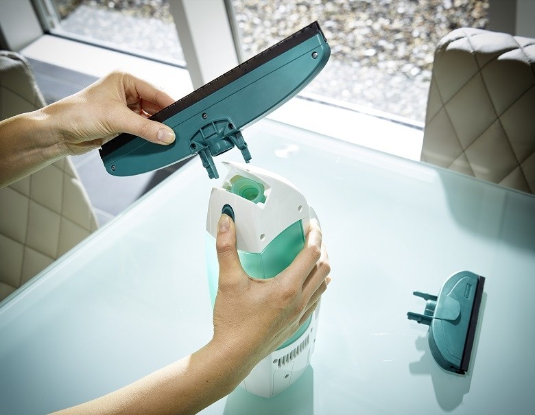 Leifheit 51000 electric window cleaner Turquoise, White Leifheit 51000 electric window cleaner Turquoise, White