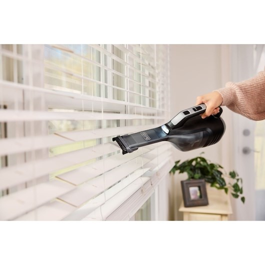 фото Автомобільний пилосос Black+Decker DVD320J 3
