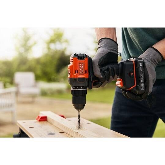 фото Шурупокрут Black+Decker BLD682XN 1