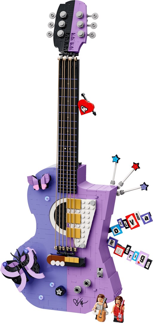 фото Блоковий конструктор LEGO Olivia Rodrigos Dual Guitar (43031) 2