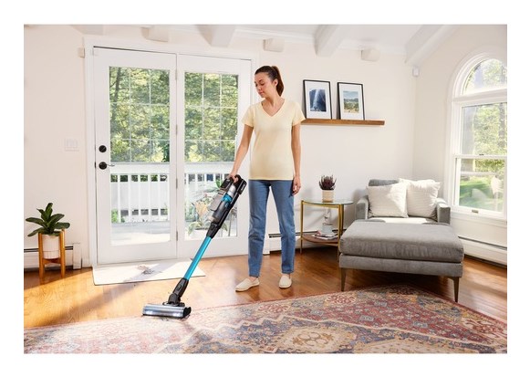 фото Вертикальний+ручний пилосос (2 в 1) Black+Decker BSV520BRB 1