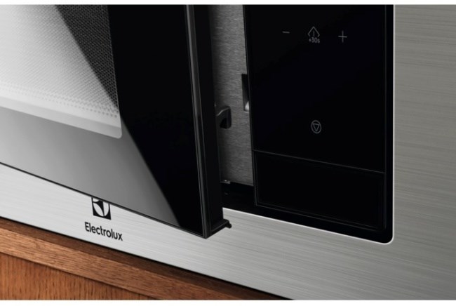 фото Мікрохвильовка з грилем Electrolux EMS4253TBX 3